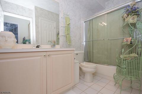 3105 Schindler Ln, Wayne, NJ 07470 photo 11