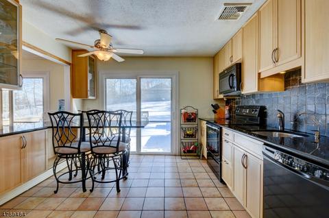 950 Alps Rd, Wayne, NJ 07470 photo 11