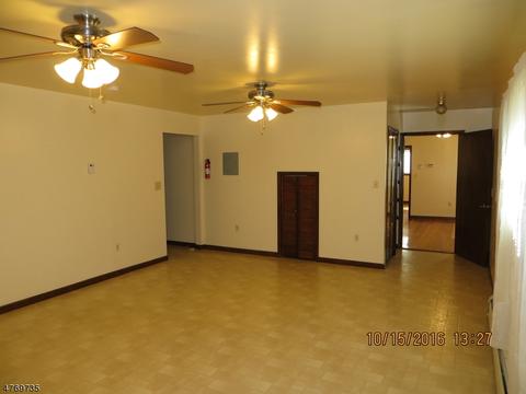 267 E 2nd Ave, Roselle, NJ 07203 photo 13