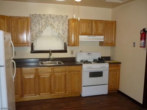 267 E 2nd Ave, Roselle, NJ 07203 photo 8
