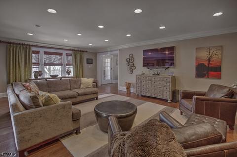 9 Morse Dr, Maplewood, NJ 07040 photo 4
