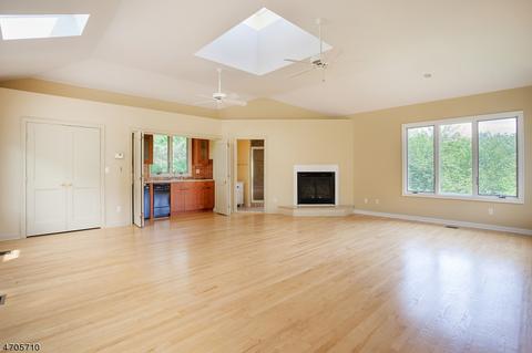 4 Robert Rd, Mendham, NJ 07945 photo 11