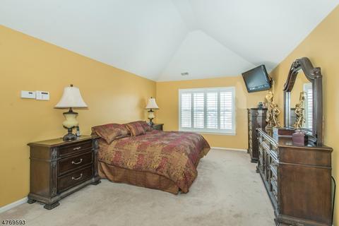 7 Windsor Ct, Hackettstown, NJ 07840 photo 18