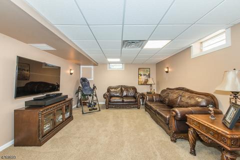 7 Windsor Ct, Hackettstown, NJ 07840 photo 21