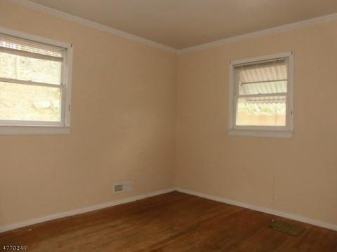 81 Daniel St, Dover, NJ 07801 photo 15