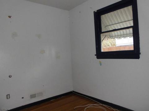81 Daniel St, Dover, NJ 07801 photo 18