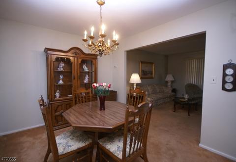 210 Valley Rd, Wayne, NJ 07470 photo 6