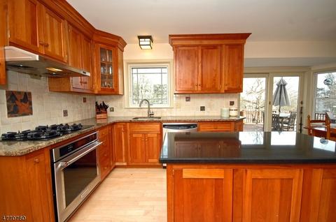 10 Rustic Trl, Flemington, NJ 08822 photo 3