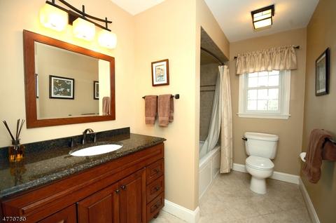 10 Rustic Trl, Flemington, NJ 08822 photo 17
