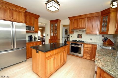 10 Rustic Trl, Flemington, NJ 08822 photo 2