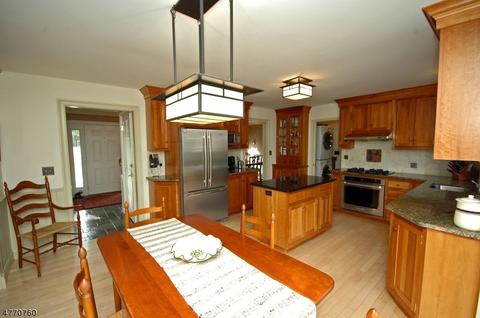 10 Rustic Trl, Flemington, NJ 08822 photo 4