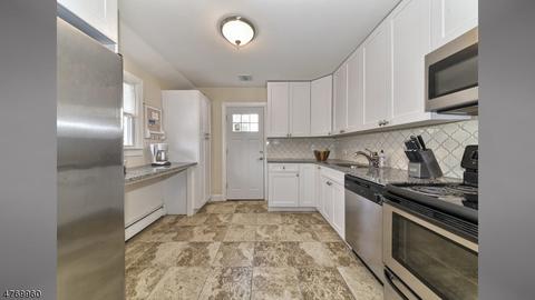 8 Corwin St, Randolph, NJ 07869 photo 5