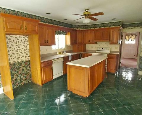 143 E Prospect St, Hackettstown, NJ 07840 photo 7