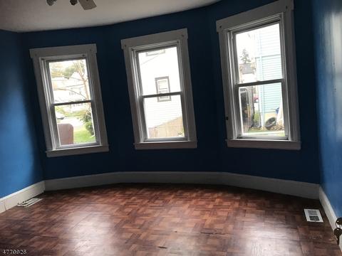 506 Lee Pl, Plainfield, NJ 07063 photo 3