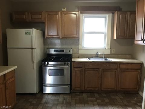 506 Lee Pl, Plainfield, NJ 07063 photo 5