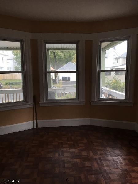 506 Lee Pl, Plainfield, NJ 07063 photo 2