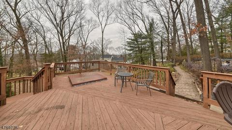45 Brookwood Dr, Wayne, NJ 07470 photo 22