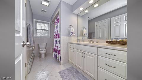45 Brookwood Dr, Wayne, NJ 07470 photo 17