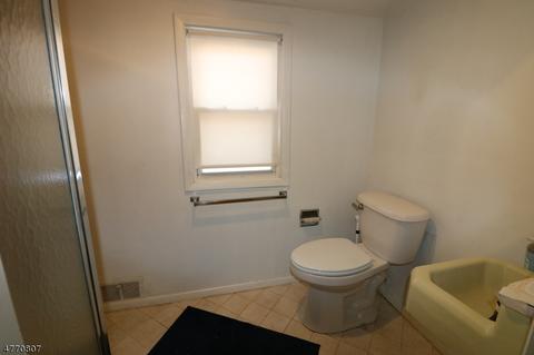 37 Forest Ave, Nutley, NJ 07110 photo 10