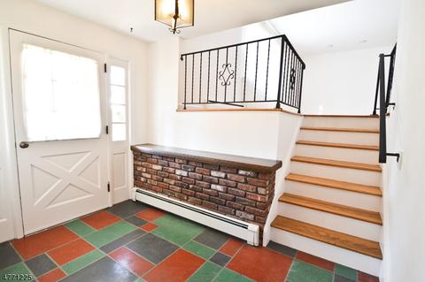 3 Ackerman St, Waldwick, NJ 07463 photo 4