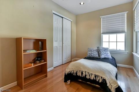 23 Harrier Ct, Wayne, NJ 07470 photo 17