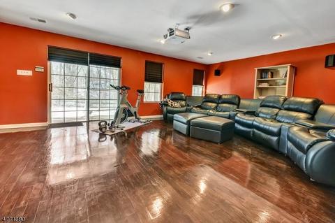 23 Harrier Ct, Wayne, NJ 07470 photo 22