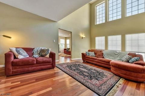 23 Harrier Ct, Wayne, NJ 07470 photo 3
