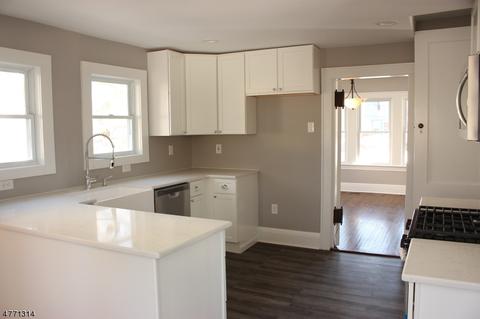 82 Willow Ave, North Plainfield, NJ 07060 photo 7