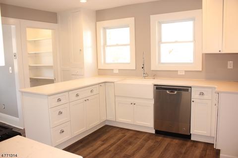 82 Willow Ave, North Plainfield, NJ 07060 photo 5