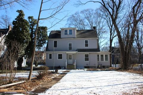 82 Willow Ave, North Plainfield, NJ 07060 photo 3