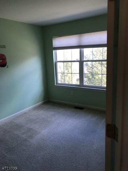 62 Carter Rd, Haskell, NJ 07420 photo 9