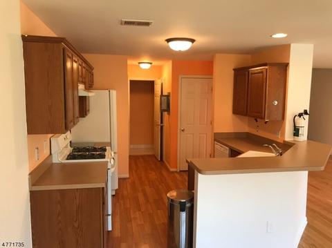 62 Carter Rd, Haskell, NJ 07420 photo 6