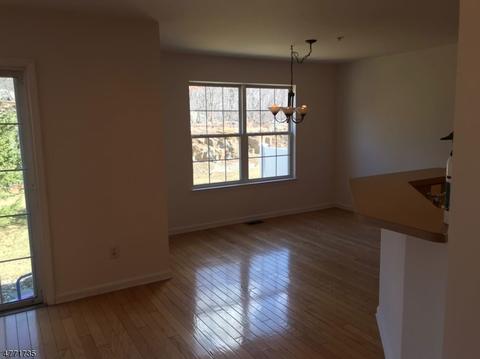 62 Carter Rd, Haskell, NJ 07420 photo 3