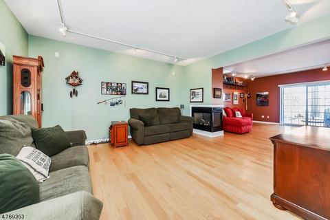 20 Apache Trl, Rockaway, NJ 07866 photo 5