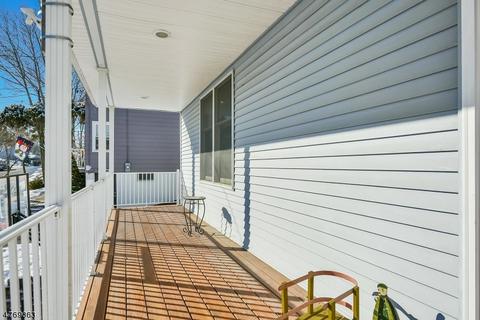 20 Apache Trl, Rockaway, NJ 07866 photo 2