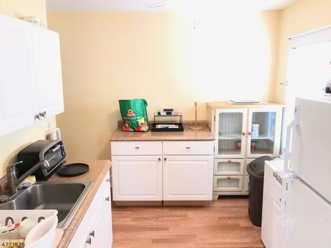 39 Maple Ave, Rahway, NJ 07065 photo 11