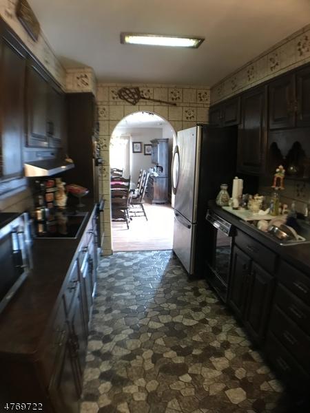 40 Bart Pl, Clifton, NJ 07013 photo 6
