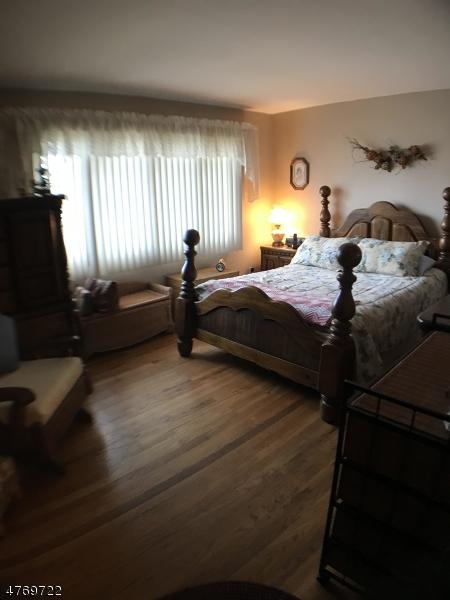 40 Bart Pl, Clifton, NJ 07013 photo 7