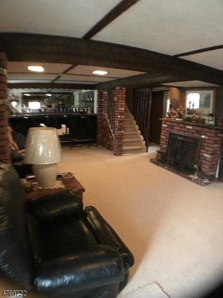 40 Bart Pl, Clifton, NJ 07013 photo 11