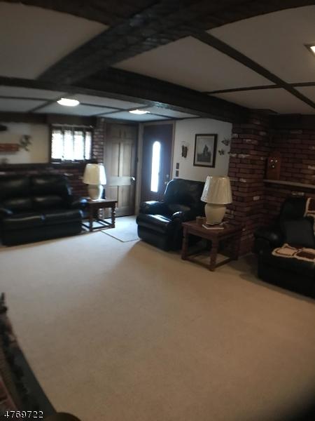 40 Bart Pl, Clifton, NJ 07013 photo 9
