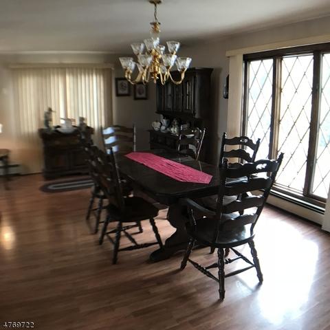 40 Bart Pl, Clifton, NJ 07013 photo 4