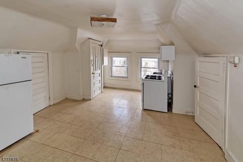 42 N Willow St, Montclair, NJ 07042 photo 17