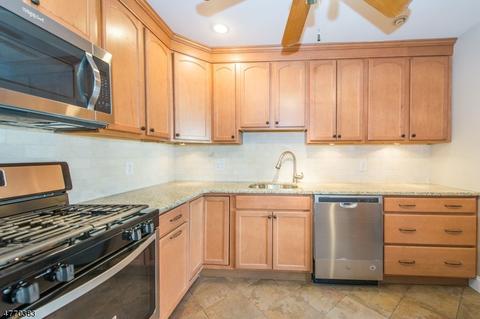 372 Hoover Ave UNIT 139, Bloomfield, NJ 07003 photo 2