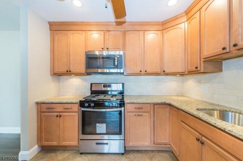 372 Hoover Ave UNIT 139, Bloomfield, NJ 07003 photo 3