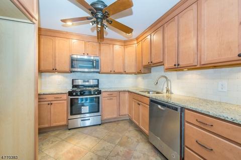 372 Hoover Ave UNIT 139, Bloomfield, NJ 07003 photo 4
