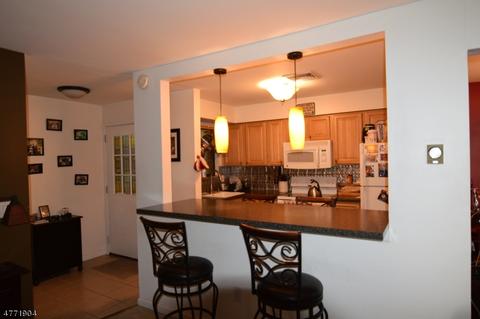 13 Hillside Ct, Clinton, NJ 08809 photo 3