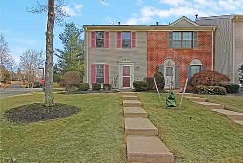 104 Baldwin Ct, Bernards, NJ 07920 photo 3