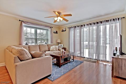 104 Baldwin Ct, Bernards, NJ 07920 photo 9