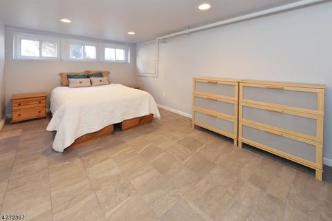680 Ramapo Rd, Teaneck, NJ 07666 photo 19