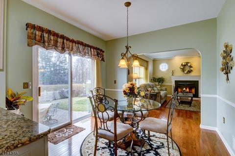 5 Stapleton Ct, Bridgewater, NJ 08807 photo 9